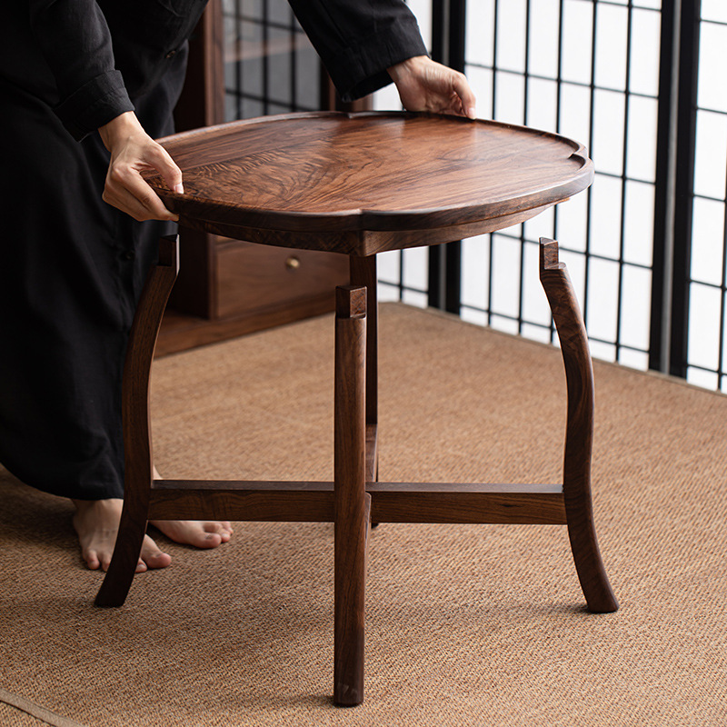 Bàn cà phê gỗ nguyên khối Bắc Âu bàn ban công gia dụng bàn ghế sofa bàn bên cạnh hình tròn nhỏ màu đen Gỗ Óc Chó