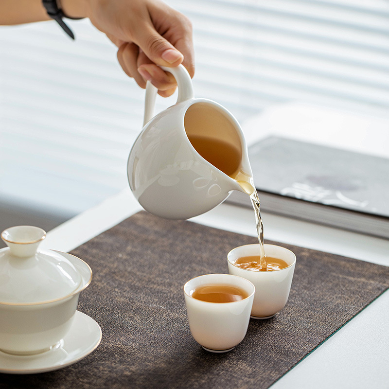 Cốc công tắc sứ trắng ngọc bích Đức Hoa Bộ trà Kung Fu Bộ trà vàng Bộ tách trà gia dụng Bộ tách trà trắng trơn