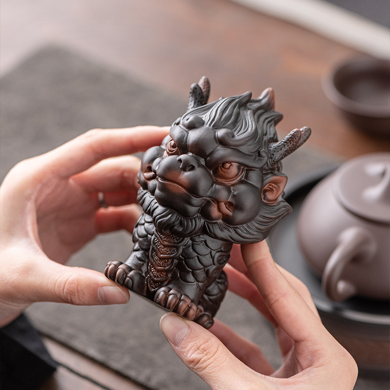 Đồ trang trí thú cưng trà Kylin Đồ gốm màu tím tốt Rui Beast có thể nuôi được bàn trà văn phòng khay trà đồ thủ công trang trí đồ thủ công chơi trà may mắn
