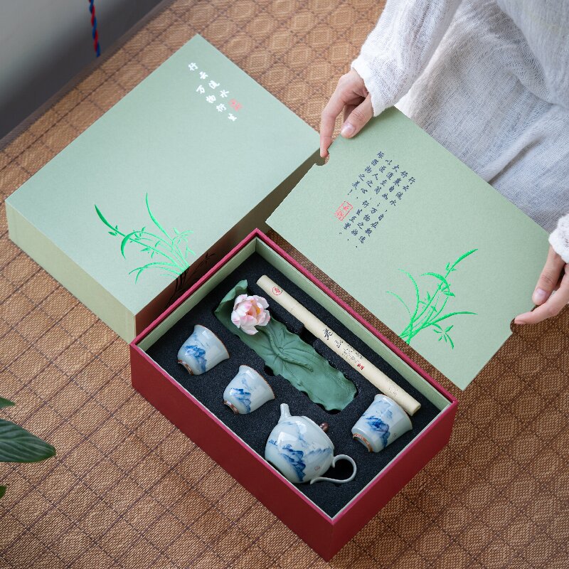 Bộ ấm trà cao cấp, hộp quà kết hợp hương thơm, quà lưu niệm doanh nghiệp thiết thực, quà tặng sáng tạo cho lãnh đạo khách hàng