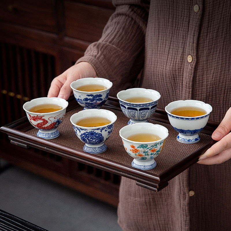 Bộ tách trà sứ trắng xanh kiểu Trung Quốc Bộ trà Kung Fu cổ điển chén trà gốm sứ một người chủ cốc đơn cốc nhỏ
