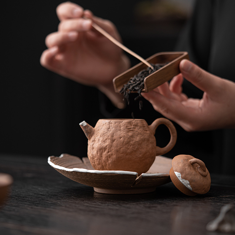 Ấm trà lọc lỗ bóng bùn đá cũ mạ bạc cổ điển