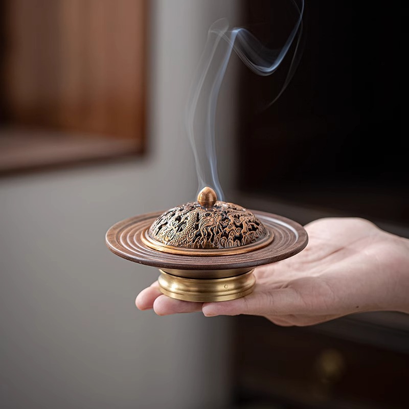 Lư hương trà đạo bằng gỗ óc chó lư hương hương trầm hương gia dụng đế cắm hương gỗ đàn hương nhỏ