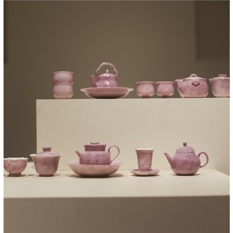 | Don't Nian | Bộ ấm trà màu truyền thống Trung Quốc "Yunxia Purple" Bộ ấm trà có nắp Bộ ấm trà Bộ tách trà màu tím bán buôn