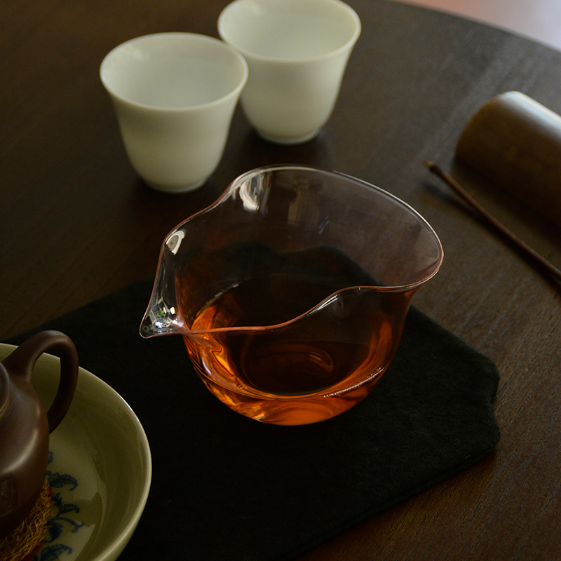 Dụng cụ chia tách trà hồ lô màu hồng Cốc trà thủy tinh chịu nhiệt dày kiểu Nhật