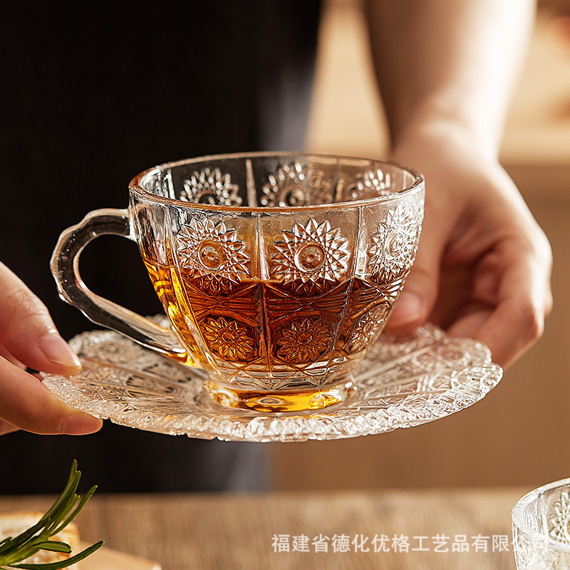 Bộ cốc và đĩa cà phê phong cách ins cốc có giá trị cao sang trọng gia dụng Cốc trà thủy tinh nổi cổ điển nữ
