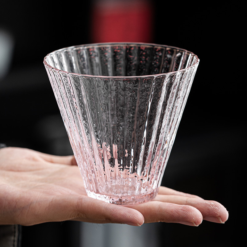 Cốc trà hình búa dọc kiểu Nhật Cốc uống nước không chì sáng tạo có giá trị cao cốc uống trà chịu nhiệt cao gia dụng