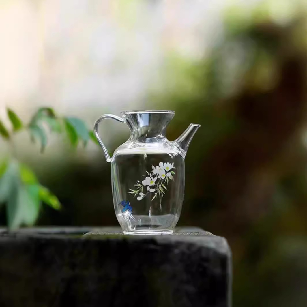 Ấm cầm tay bằng borosilicate ấm pha trà lạnh có lọc kiểu Trung Quốc gia dụng ấm pha trà xanh chuyên dụng thủy tinh chịu nhiệt dày dặn