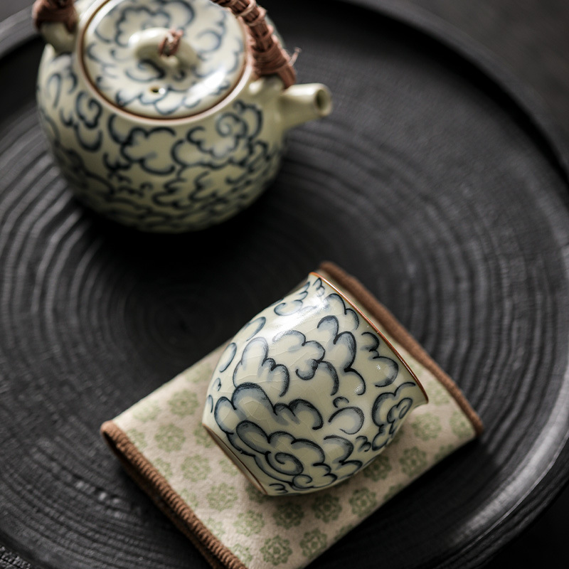Cốc trà gốm sứ đám mây tốt lành của lò Ji Huan Ru, bộ trà Kung Fu phục vụ gia đình cá nhân cổ, cốc trà nhỏ bằng sứ Ru, cốc đơn