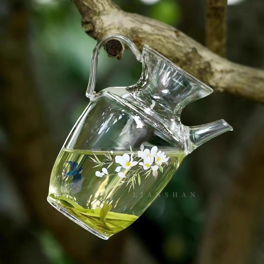 Ấm cầm tay bằng borosilicate ấm pha trà lạnh có lọc kiểu Trung Quốc gia dụng ấm pha trà xanh chuyên dụng thủy tinh chịu nhiệt dày dặn