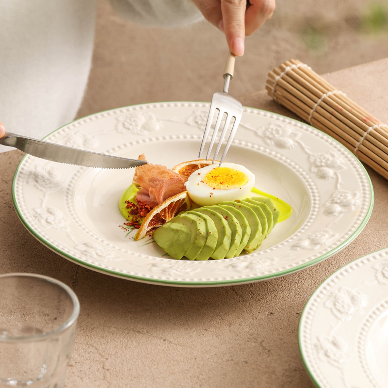 Đĩa đựng dâu dập nổi Đĩa đựng thức ăn gia dụng Đĩa canh gốm sứ sáng tạo Đĩa ăn hình tròn Bộ đồ ăn khách sạn cao cấp Đĩa nông hình tròn