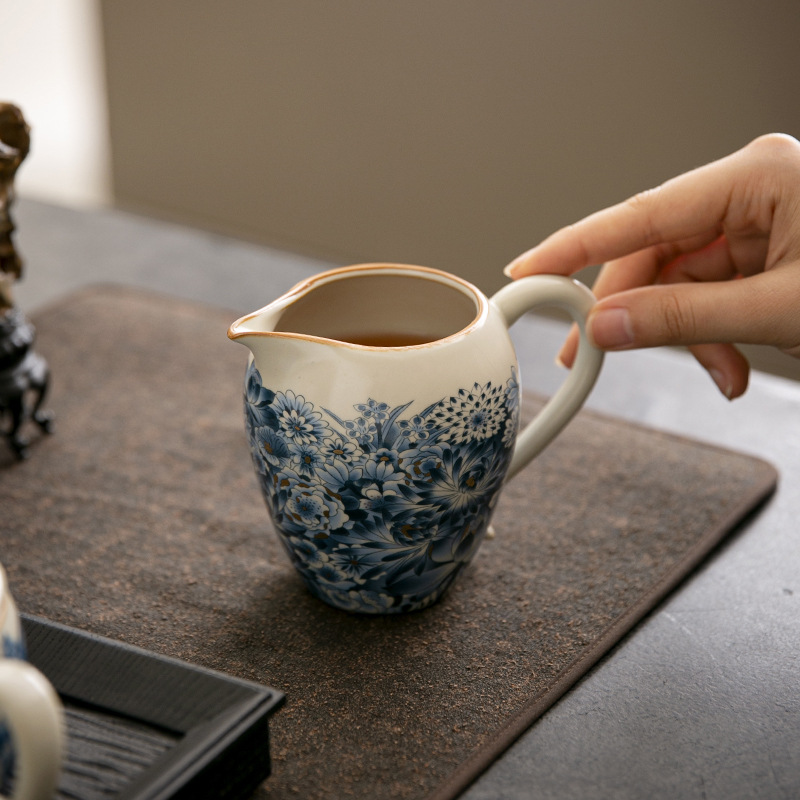 Cốc công bằng gốm sứ màu xanh và trắng cốc đồng phục cao cấp cổ điển cốc tách trà nhỏ bộ trà Kung Fu cốc công cộng lò thiền kiểu Nhật