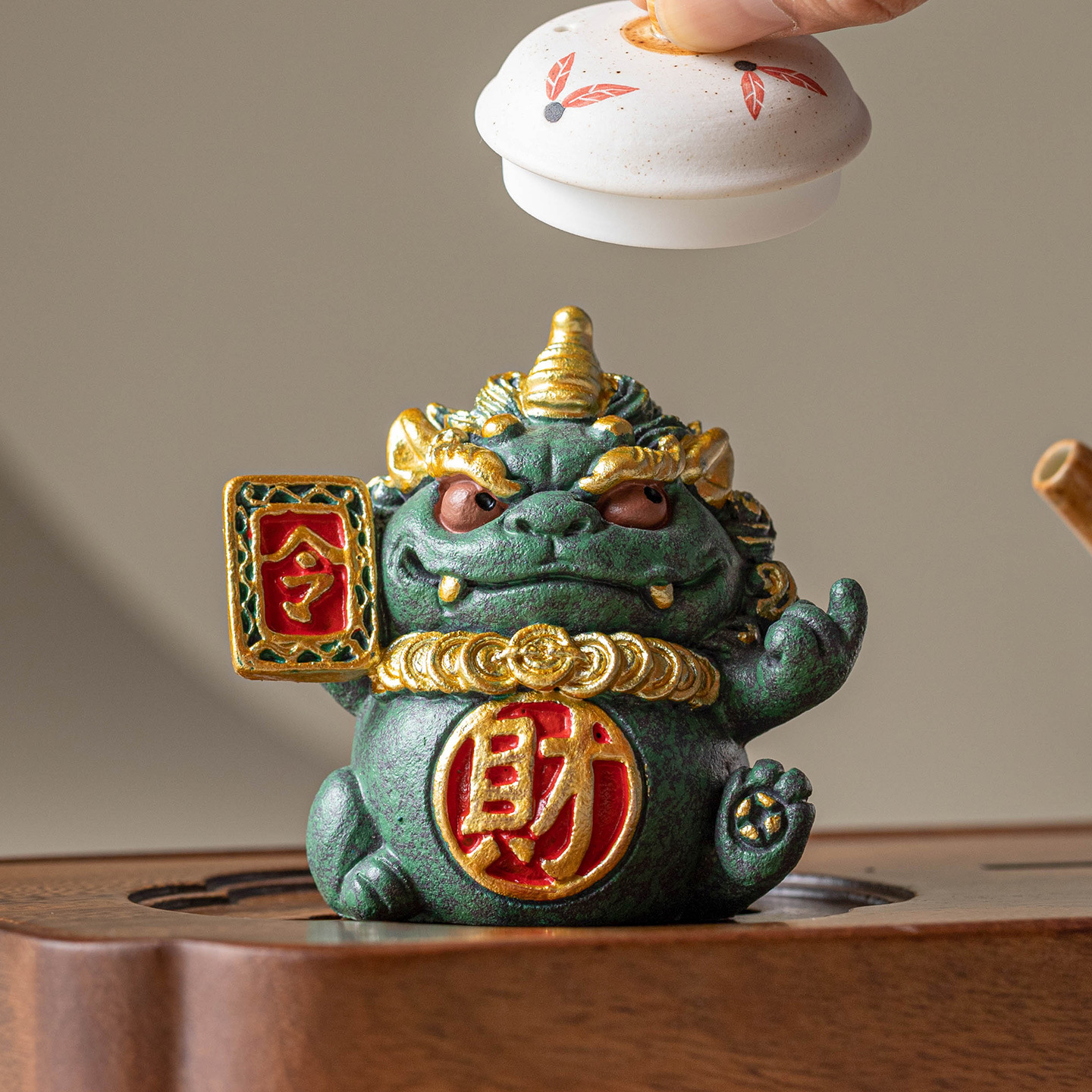 Đá sa thạch xanh tài lộc quái vật nhà linh vật lối vào phòng khách trang trí máy tính để bàn vàng hàng ngày sáng tạo bể cá cảnh quan