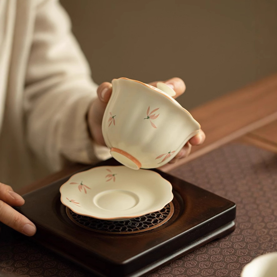 Bát có nắp tam tài viền hoa lan màu be bát pha trà gia dụng gốm sứ không nóng tay dụng cụ pha trà Kung Fu