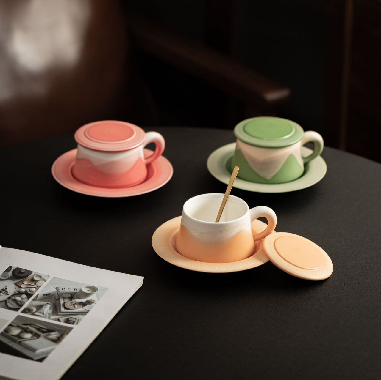 Cốc cà phê lò nung núi và biển hình trái tim có nắp, cốc cà phê gốm sứ sử dụng tại nhà, cốc uống nước cá nhân văn phòng, quà tặng.