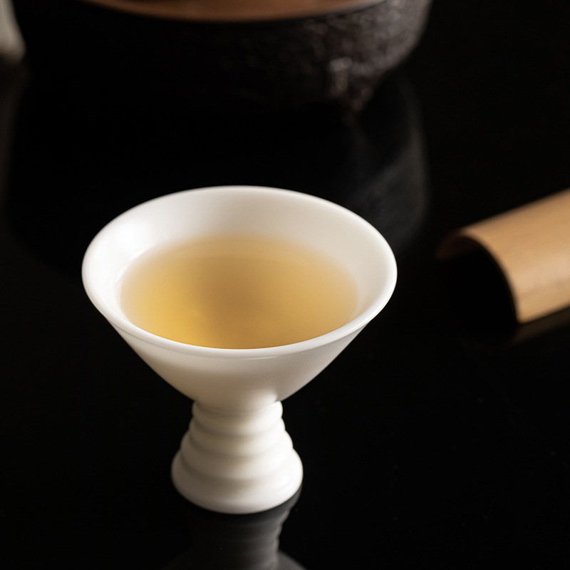 Cốc xô bùn ngọc trắng cốc uống trà cao cấp gốm sứ sáng tạo cốc thưởng thức cốc chủ nhân cốc cốc nước bộ trà Kung Fu Trung Quốc