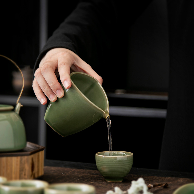 Bộ dụng cụ pha trà Kung Fu bằng sứ men ngọc ấm trà cốc trà cao cấp gốm sứ gia dụng bộ pha trà trọn bộ cho phòng khách