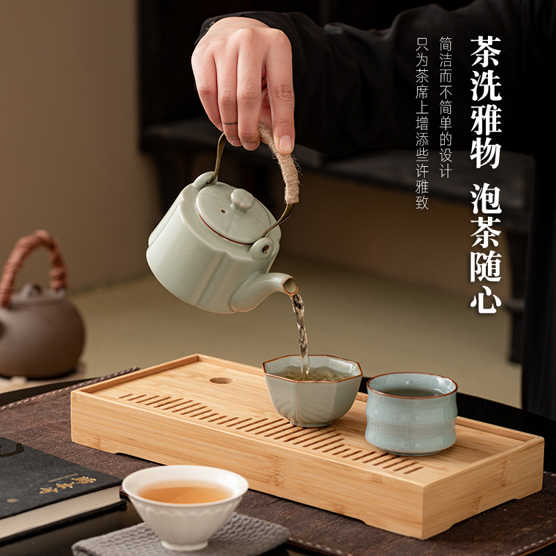 Bộ ấm trà năm lò nổi tiếng tặng quà cho nhân viên công ty