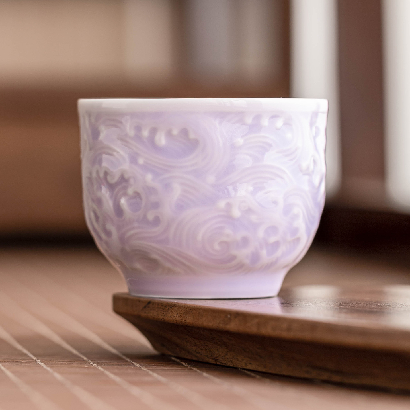 Cốc trà sóng nổi cốc chủ nhân cốc đơn gốm sứ cốc trà bộ trà kung fu gia dụng đơn cốc tím thơm