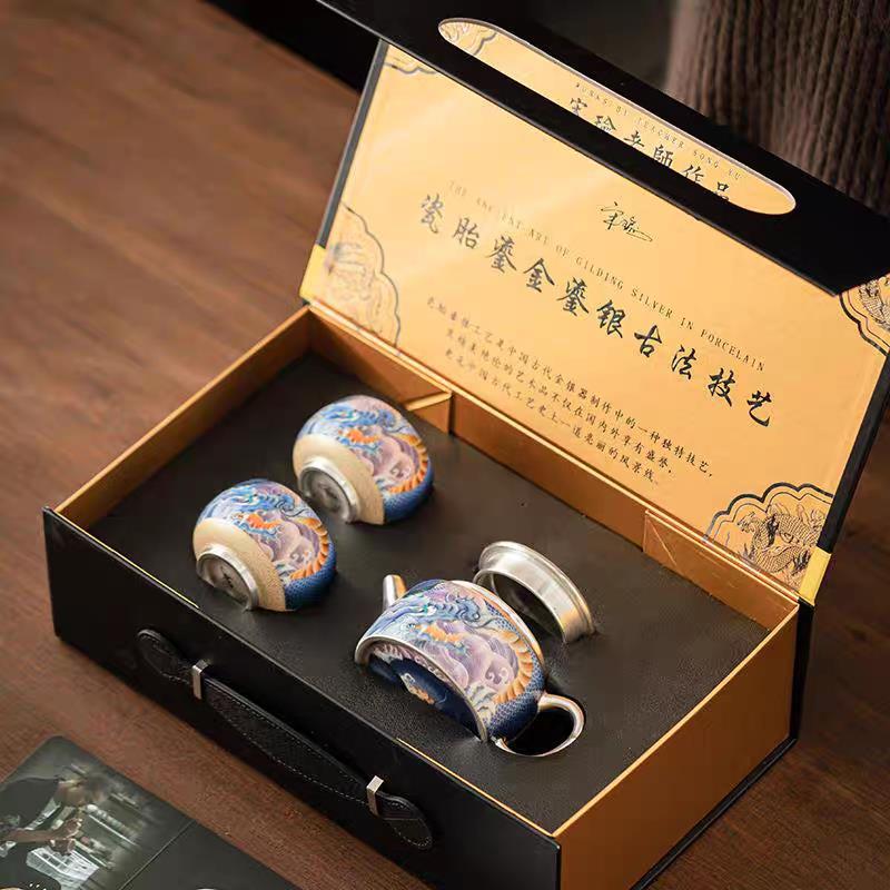 Bộ ấm chén bạc Song Yu 999 mạ vàng, rồng nhiều màu, một ấm hai chén, kèm hộp quà tặng và giấy chứng nhận, bộ ấm chén bạc nguyên chất.