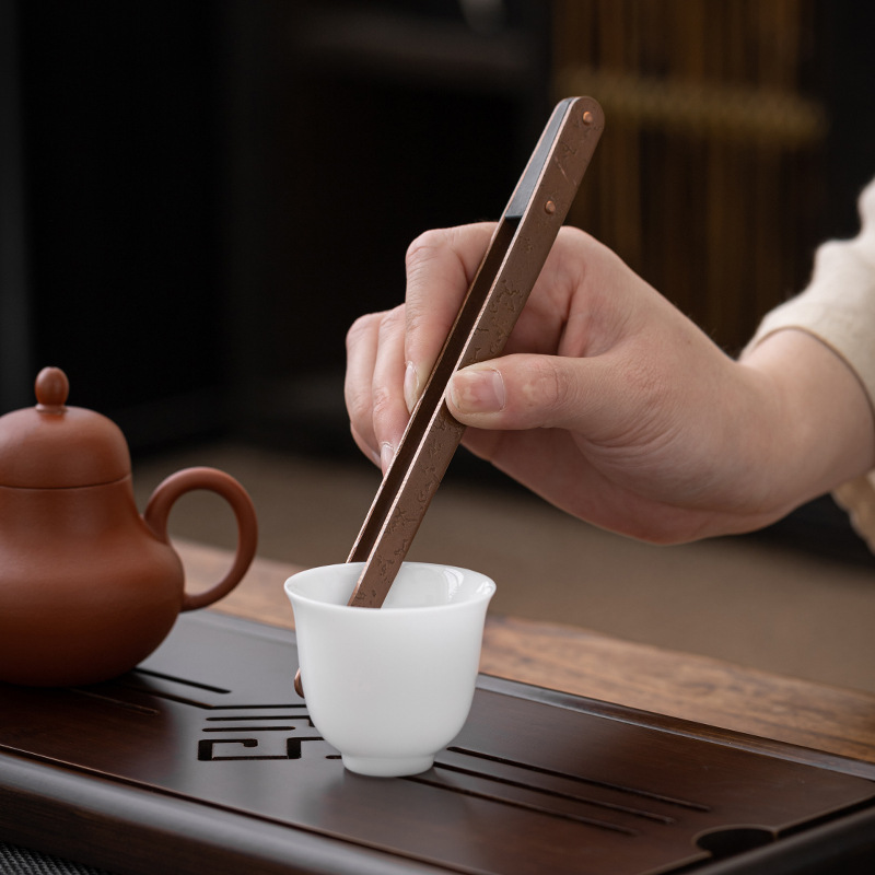 Kẹp trà bằng đồng vân búa kẹp rửa chén kẹp trà kẹp trà kẹp trà bằng đồng kẹp trà phụ kiện trà đạo sáu quý ông