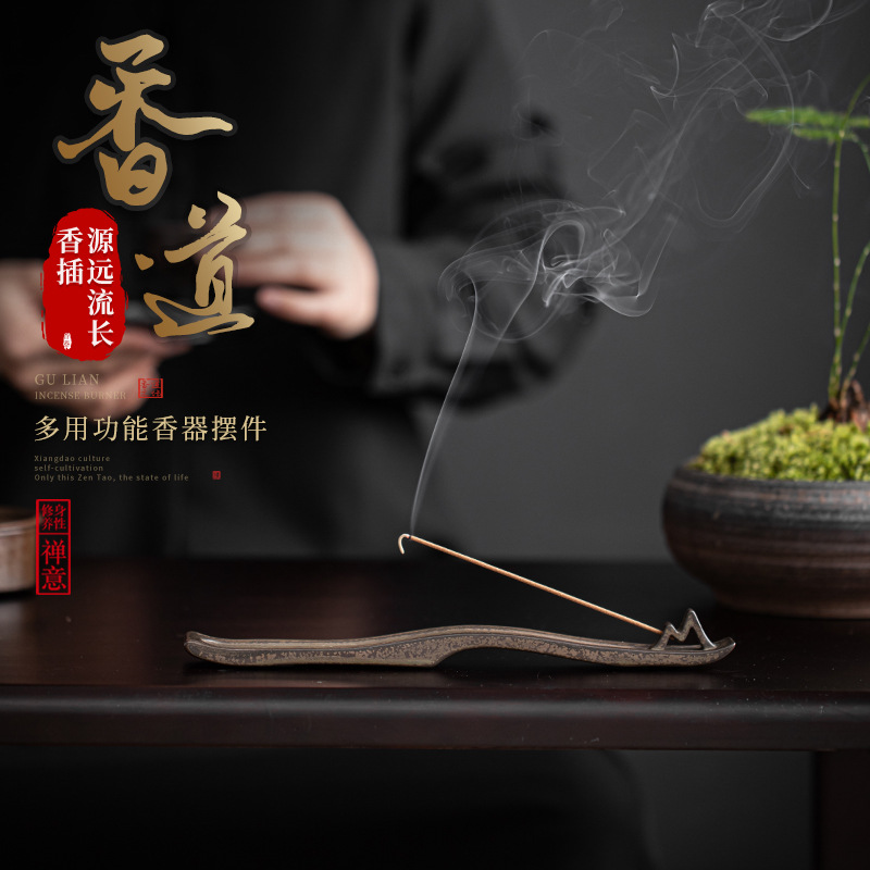 Nhà cắm hương bằng sứ có lịch sử lâu đời