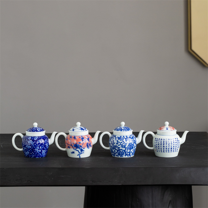 Ấm trà gốm sứ tráng men màu ấm trà lớn ấm trà gia dụng thủ công sứ trắng xanh cổ điển kiểu Trung Quốc