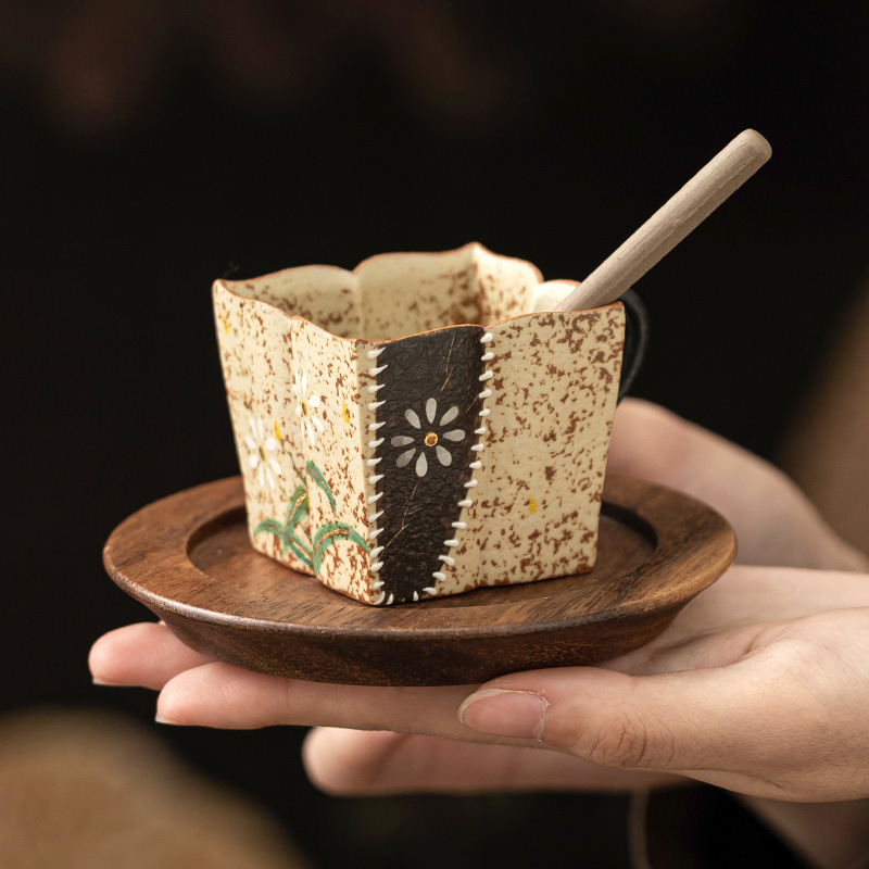 Màu xanh và trắng đá lửa màu đỏ tách cà phê espresso tách trà cốc chủ nhân vẽ tay hoa cúc nhỏ vẽ tay hoa cúc vuông cốc trà đơn