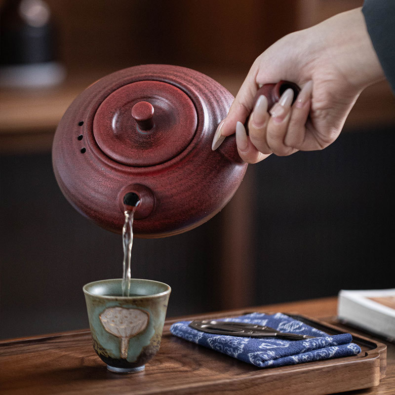 Ấm trà tay cầm bên có ren ấm pha trà ấm gốm cổ điển dụng cụ pha trà Kung Fu bếp nấu trà gia dụng ấm đơn thủ công