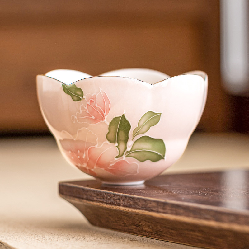 Cốc cánh hoa lily màu hồng chạm khắc cốc trà gốm cốc uống trà chuyên dụng cá nhân dành cho nữ cốc trà công phu cốc trà đơn