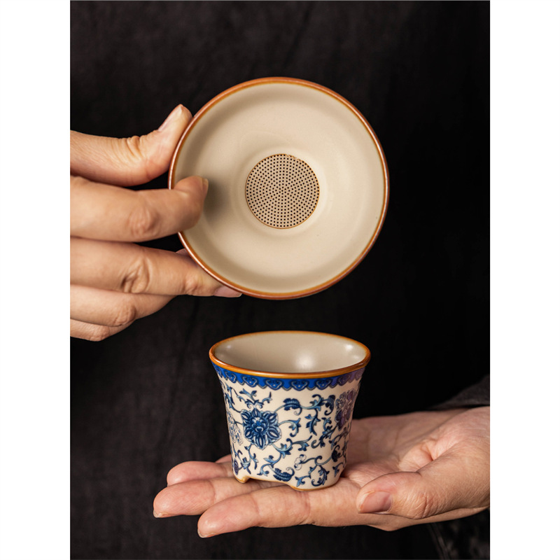 Lọc trà ở lò Ru màu xanh và trắng, lọc trà tích hợp lọc trà, đồ tạo tác pha trà kiểu Trung Quốc, trà ngăn cách với không Kung Fu cao cấp