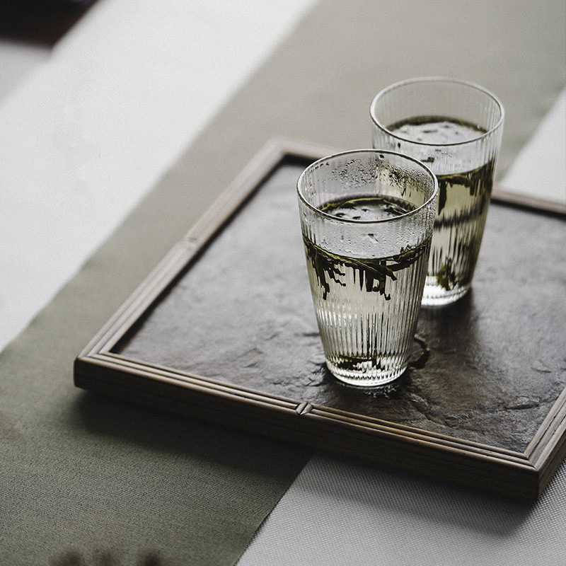 Thủy tinh borosilicate cao hoa văn dọc cốc trà xanh rèn thủ công chịu nhiệt thẳng cốc nước văn phòng nhà cốc sữa trong suốt