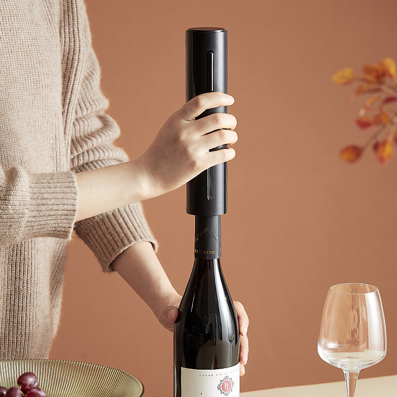 Dụng cụ mở chai rượu vang đỏ Dụng cụ mở chai rượu vang gia dụng nổi tiếng trên mạng Dụng cụ mở chai rượu vang hoàn toàn bằng điện