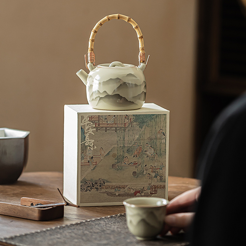 Ấm trà Kung Fu bằng gốm sứ chống bỏng có thể được nâng thành ấm trà Kung Fu bằng gốm sứ chống bỏng ở núi Ruyao