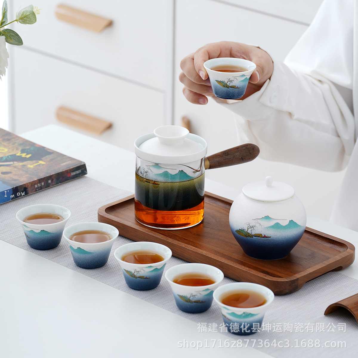 Bộ ấm trà gốm sứ phong cảnh Guochao Hộp Quà Tặng nhóm mua hàng khai trương cửa hàng quà lưu niệm kỷ niệm nhà máy bán hàng trực tiếp