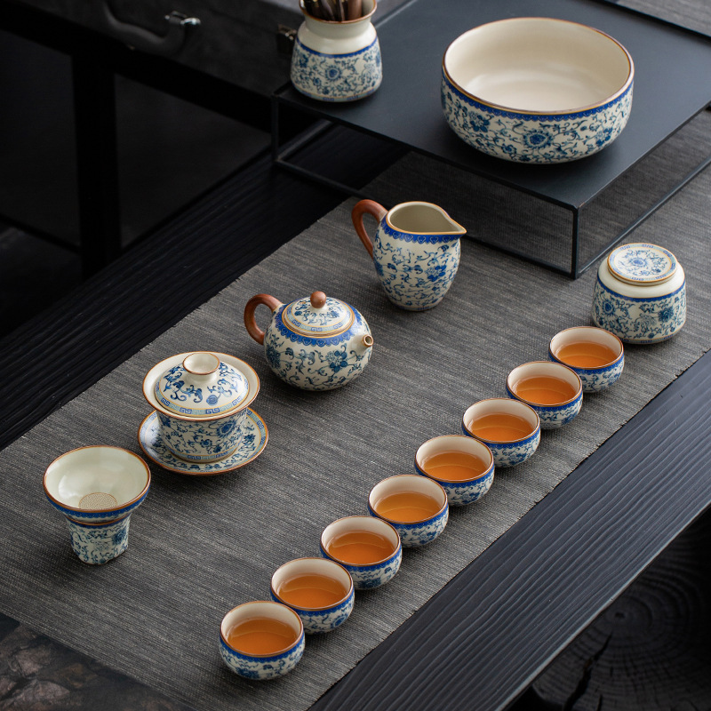 Bộ dụng cụ pha trà Kung Fu lò Ru màu xanh và trắng dụng cụ pha trà văn phòng cao cấp sang trọng nhẹ gia dụng ấm pha trà kèm theo quà tặng