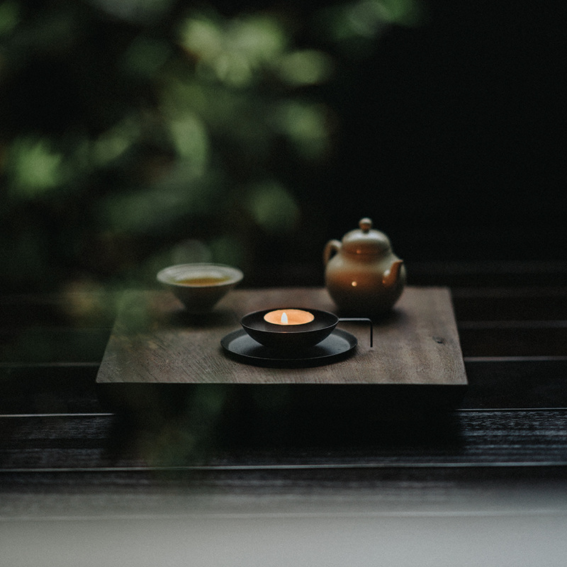 Bàn nến sắt rèn phong cách Nhật Bản Da'antang bàn đèn dầu trang trí cổ điển bàn nến sắt rèn bàn trang trí phòng trà B & B