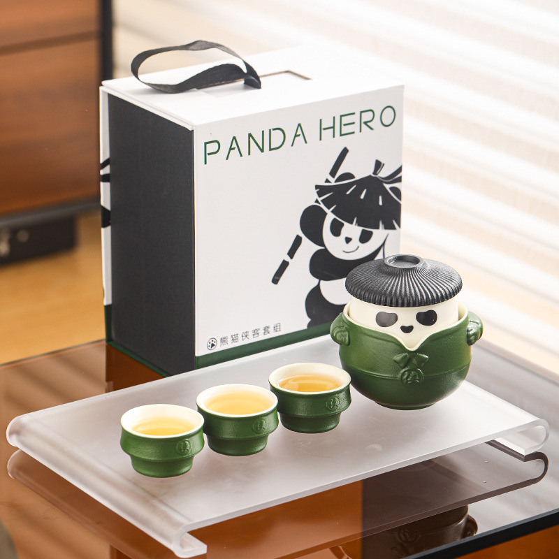 Bộ trà du lịch gấu trúc hộp quà tặng bộ trà nữ uống một người xách tay cốc pha trà ngoài trời
