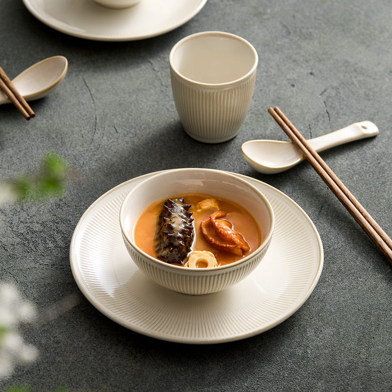 Bộ đồ ăn màu be, bộ đồ ăn gia dụng, bát, thìa, đĩa kết hợp sáng tạo, câu lạc bộ nhà hàng khách sạn, bộ đồ ăn 5 món cho một người, bàn