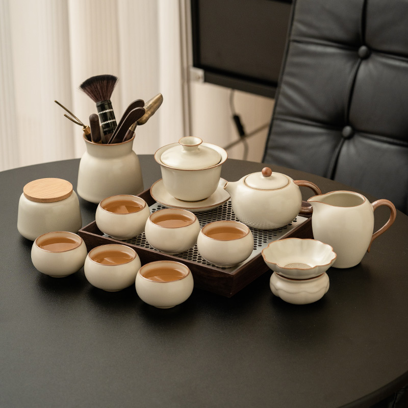 Bộ ấm chén trà Ru Kiln màu be 2025 mới, kiểu dáng đơn giản, dùng trong gia đình, gồm ấm trà Kung Fu có nắp, chén, chén trà và hộp đựng trà.