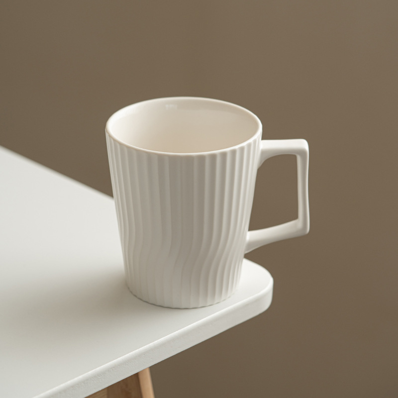 Cốc cốc phong cách Instagram giá trị cao Chupu Cốc gốm đơn giản Bắc Âu cốc nước cặp đôi gia dụng văn phòng bán buôn