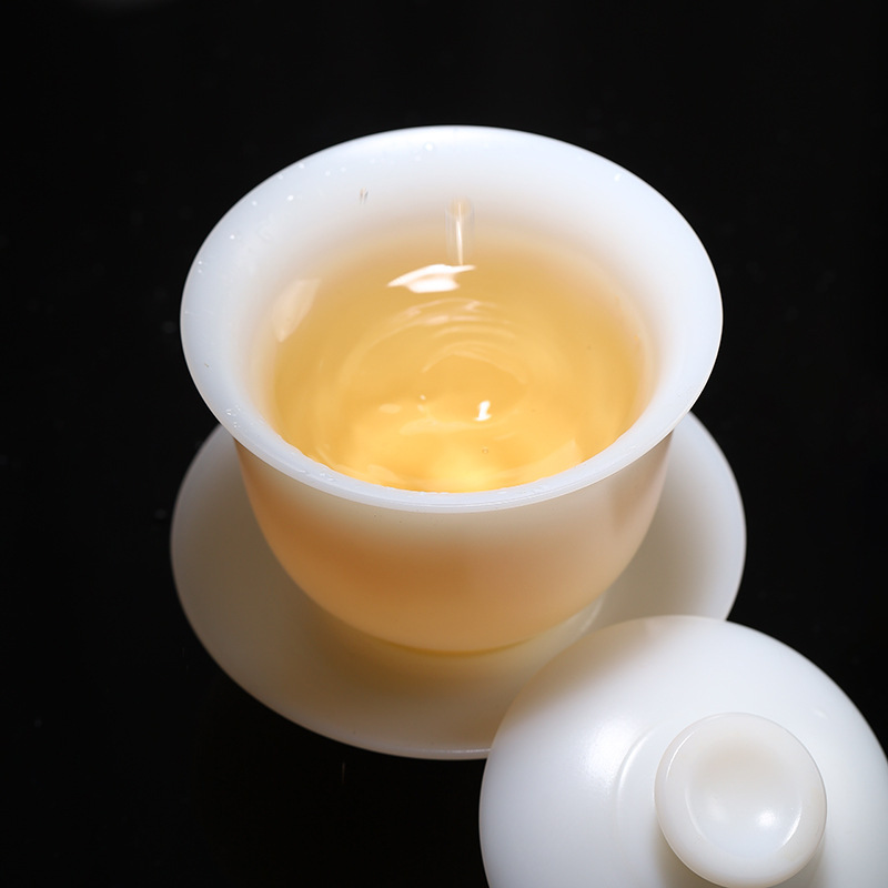 Cô giáo Guo Zhibao loại đá nướng chay mỡ cừu ngọc sứ trắng có nắp, bộ trà Kung Fu gốm sứ, bát pha trà tam tài, cốc trà