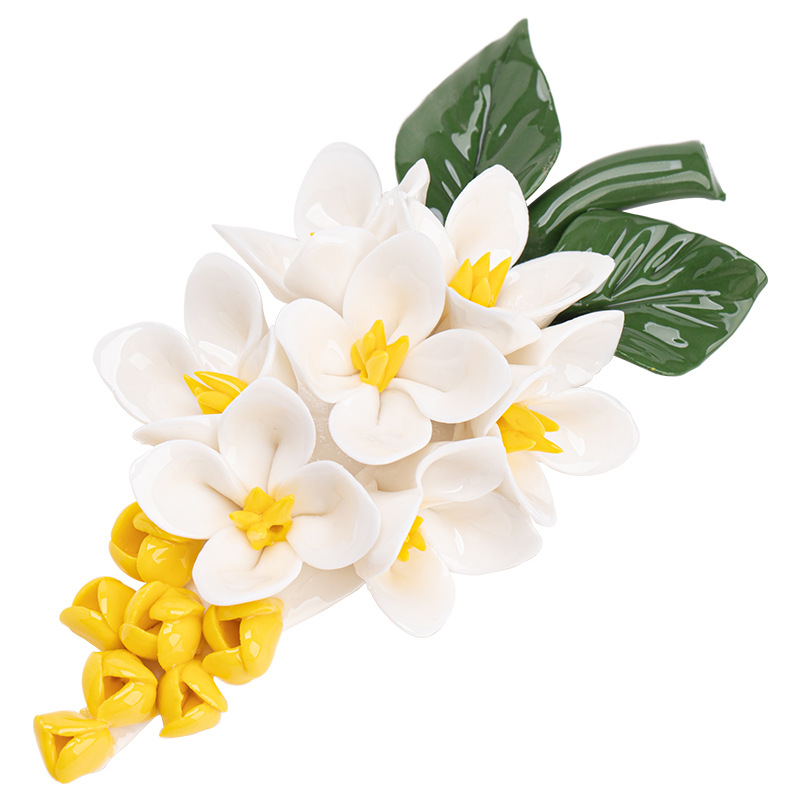 Trang trí hoa gốm bằng tay thơm ngọt