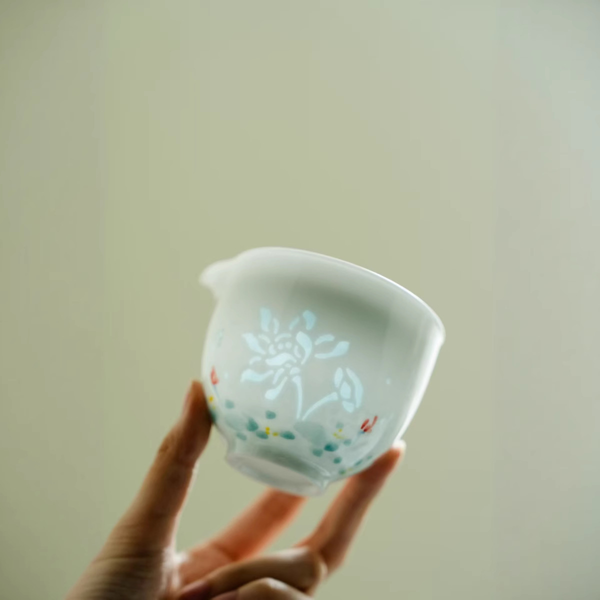 Bộ ấm chén du lịch sứ ngọc vẽ tay tinh xảo dành cho một người, cốc nhanh di động, một ấm, bộ ấm chén ba cốc, kích thước du lịch