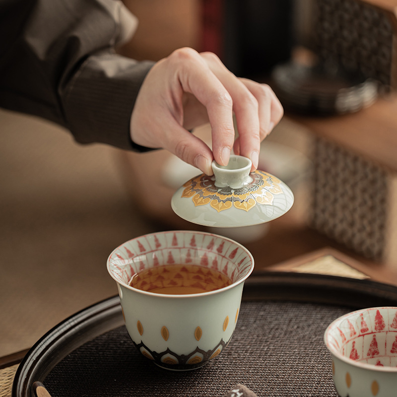 Màu xám thực vật Đôn Hoàng Vạn Phật Nắp bát gốm sứ văn hóa và sáng tạo chén trà có nắp Hộp quà tặng dụng cụ trà Kung Fu