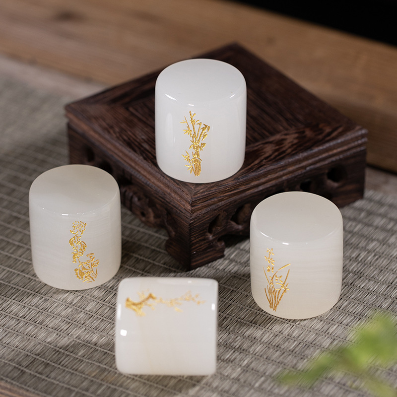 Nắp thủy tinh bằng ngọc bích, đồ trang trí chơi trà chạm khắc thủ công, Bộ trà Kung Fu thú cưng, nắp ấm trà, giá đỡ Nắp