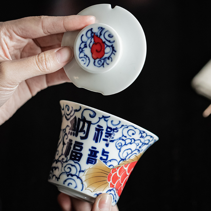 Bát có nắp tam tài cá Rồng Kiểu Trung Quốc Bát pha trà gia dụng gốm sứ Nafu Xianglong Bộ trà Kung Fu tay chống bỏng cốc trà
