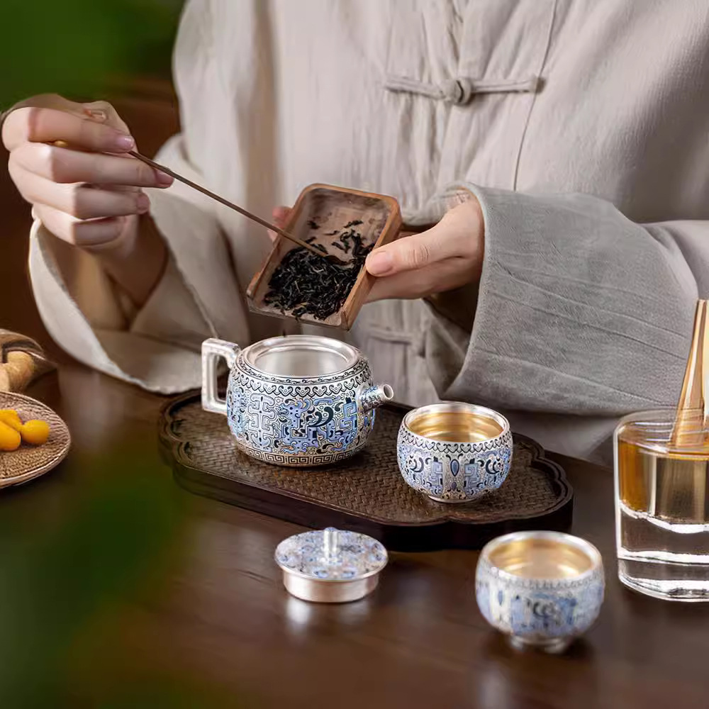 Ấm trà bạc phong cách Trung Quốc, tách trà, quà tặng cầm tay, bộ trà kung fu mạ bạc cổ điển vàng bạc sáng tạo cao cấp