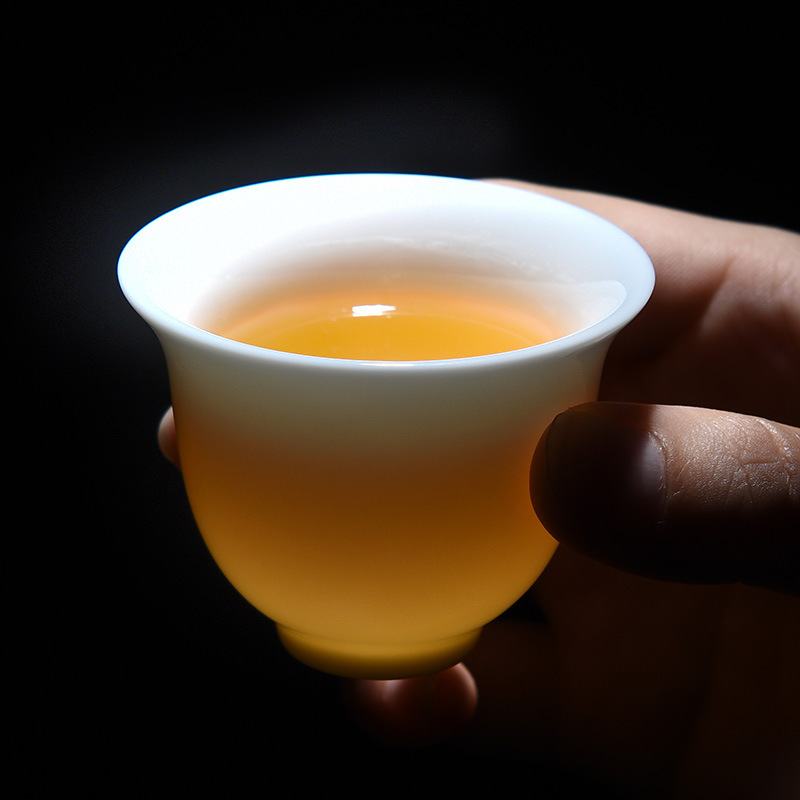 Dehua mỡ cừu ngọc trắng sứ nhỏ cốc chủ nhân cốc gốm sứ cốc trà gia dụng cốc trà kung fu bán buôn cốc đơn