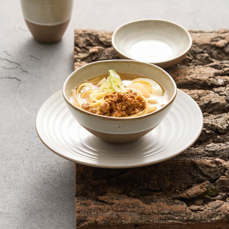 Bộ đồ ăn bằng gốm thô Bộ đồ ăn một người ăn tay kéo ren bát cơm gia dụng bát cơm bát cơm khách sạn bộ đồ bốn món